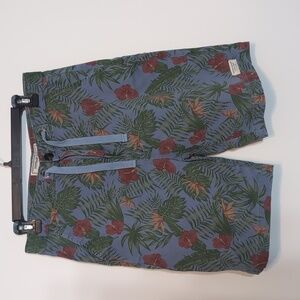 Vintage Genes Slim Fit Flat Front Flower Pattern Shorts